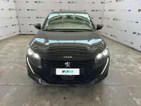 Usata Peugeot e-208 Allure 100 kW (136 CV) 2021 Nero Utilitaria