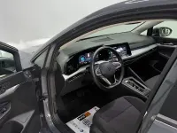 Usata VW Golf VIII Life 116 CV (85 kW) 2024 Grigio Berlina