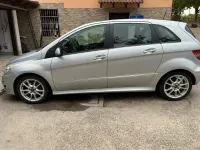 Usata Mercedes B200 140 CV (102 kW) 2009 Grigio Monovolume