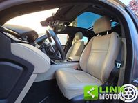 Usata Land Rover Range Rover Velar SE Dynamic 241 CV (177 kW) 2020 Grigio chiaro SUV