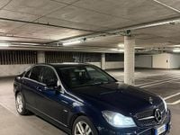 Usata Mercedes C220 170 CV (125 kW) 2011 Blu Berlina