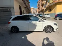 Usata Mercedes B200 Premium 136 CV (100 kW) 2013 Bianco Utilitaria
