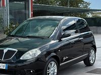 Usata Lancia Ypsilon 75 CV (55 kW) 2007 Nero Utilitaria