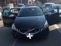 usata Volvo V60 2.0 d3 R-design