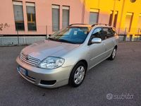 Usata Toyota Corolla 97 CV (71 kW) 2005 Grigio Station wagon