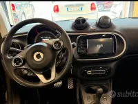 Usata Smart ForTwo Cabrio Brabus 71 CV (52 kW) 2019 Nero Cabrio