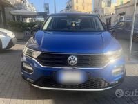 Usata VW T-Roc Style 115 CV (84 kW) 2018 Blu SUV