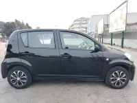 Usata Daihatsu Sirion 69 CV (50 kW) 2008 Nero Utilitaria