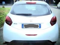 Usata Peugeot 208 Active 75 CV (55 kW) 2017 Bianco Utilitaria