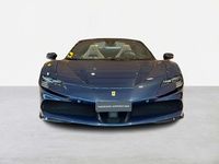 Usata Ferrari SF90 999 CV (734 kW) 2022 Blu/azzurro Cabrio