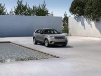 Usata Land Rover Range Rover Velar R-Dynamic 240 CV (176 kW) 2020 Eiger grey SUV