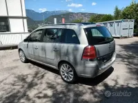 Usata Opel Zafira Cosmo 150 CV (110 kW) 2006 Grigio Monovolume