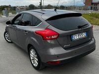 Usata Ford Focus Titanium 125 CV (91 kW) 2015 Grigio Berlina
