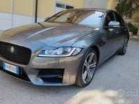 Usata Jaguar XF R-Sport 180 CV (132 kW) 2017 Grigio Berlina
