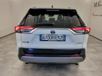 Usata Toyota RAV4 Hybrid Style 178 CV (130 kW) 2021 Bianco SUV