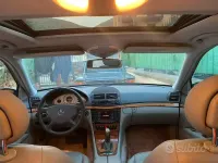 Usata Mercedes E320 Avantgarde 204 CV (150 kW) 2004 Nero Berlina