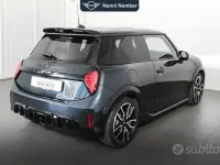 Usata Mini John Cooper Works 231 CV (169 kW) 2025 Legend grey Utilitaria