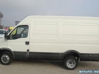 usata Iveco Daily Furgone tetto alto gemellato rif. 17761278