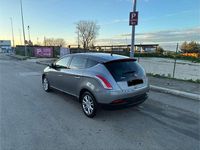 Usata Lancia Delta Gold 120 CV (88 kW) 2012 Utilitaria