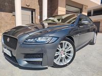 Usata Jaguar XF R-Sport 300 CV (220 kW) 2016 Grigio Berlina