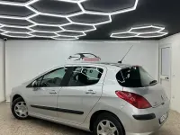 Usata Peugeot 308 Premium 90 CV (66 kW) 2010 Grigio Berlina