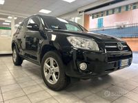 usata Toyota RAV4 RAV 42.2 d-4d Luxury 150cv dpf my09