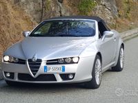 Usata Alfa Romeo Spider 209 CV (153 kW) 2008 Grigio Cabrio