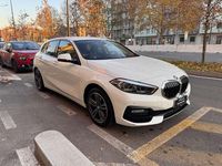Usata BMW 116 Sport Line 116 CV (85 kW) 2021 Alpine white Utilitaria