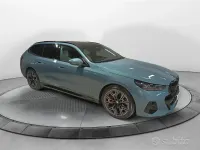 Usata BMW 540 M Sport 286 CV (210 kW) 2024 Verde Station wagon