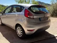 Usata Ford Fiesta 75 CV (55 kW) 2016 Grigio Utilitaria