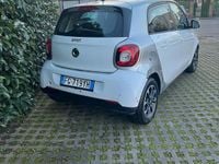 Begagnad Smart ForFour 71 HK (52 kW) 2016 Vit Halvkombi