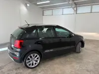 Usata VW Polo Cross Highline 90 CV (66 kW) 2017 Nero Utilitaria