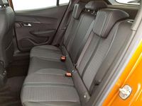 Usata Peugeot e-2008 Allure 100 kW (136 CV) 2021 Arancione SUV