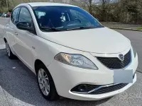 Usata Lancia Ypsilon Silver 95 CV (69 kW) 2015 Bianco Utilitaria