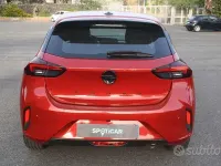 Usata Opel Corsa 101 CV (74 kW) 2025 Rosso Utilitaria