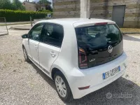 Usata VW up! 75 CV (55 kW) 2017 Bianco Utilitaria