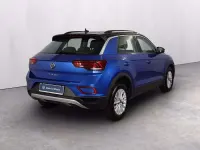 Usata VW T-Roc Life 116 CV (85 kW) 2022 Ravenna blue metallizzato deep SUV