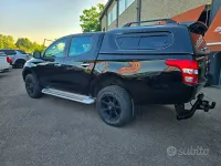 Usata Mitsubishi L200 Invite 154 CV (113 kW) 2017 Nero Pick-up