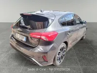 Usata Ford Focus ST-Line X 155 CV (114 kW) 2021 Grigio Berlina