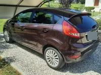 Usata Ford Fiesta Titanium 97 CV (71 kW) 2009 Rosso Berlina