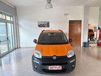 Usado Fiat Panda 4x4 S 80 CV (58 kW) 2017 Naranja Utilitario