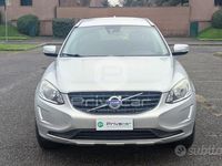 Usata Volvo XC60 Ocean Race 190 CV (139 kW) 2016 Grigio SUV