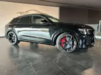 Nuova Audi Q8 Performance 640 CV (470 kW) 2026 Nero mythos met SUV