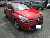 Usata Renault Clio GrandTour 90 CV (66 kW) 2015 Rosso Station wagon