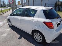 usata Toyota Yaris 3ª serie - 2015