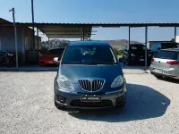 Usata Lancia Musa 90 CV (66 kW) 2010 Grigio Monovolume