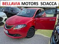 Usata Lancia Ypsilon 69 CV (50 kW) 2023 Rosso Utilitaria