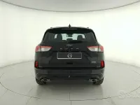 Usata Ford Kuga 225 CV (165 kW) 2022 Nero SUV