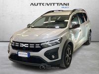 Usata Dacia Jogger Extreme 101 CV (74 kW) 2022 Gray Monovolume