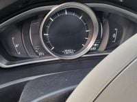 Usata Volvo V40 Ocean Race 150 CV (110 kW) 2016 Blu Berlina